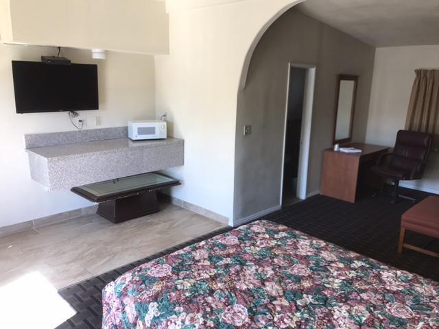 Galleria Inn Montclair/Ontario Bagian luar foto
