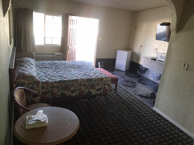 Galleria Inn Montclair/Ontario Bagian luar foto